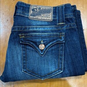 Vigoss Studio The New York Boot
Size 9/10 Flap Back Pocket